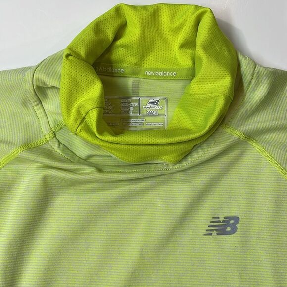 New Balance Neon Green Funnel Neck Long Sleeve Running Top Women’s Sz S - Picture 2 of 8